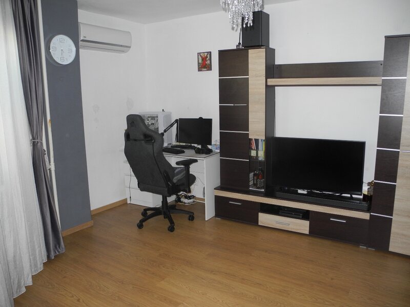 Berceni, Aparatori, 2 min. metrou, facultate, patinoar, parcare ADP.