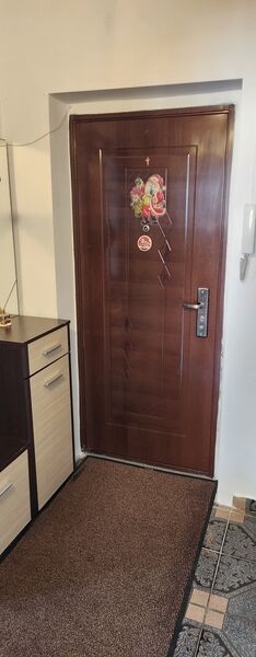 Berceni, Aparatori, 2 min. metrou, facultate, patinoar, parcare ADP.