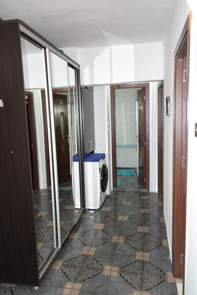 Berceni, Aparatori, 2 min. metrou, facultate, patinoar, parcare ADP.