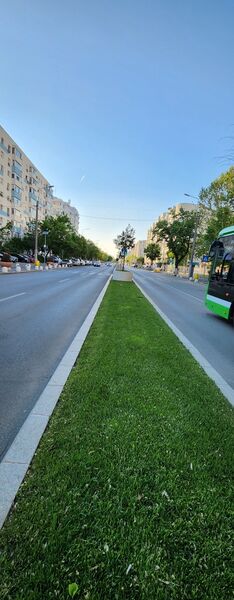 Berceni, Aparatori, 2 min. metrou, facultate, patinoar, parcare ADP.
